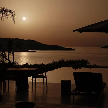 Scorpios Hotel 5*