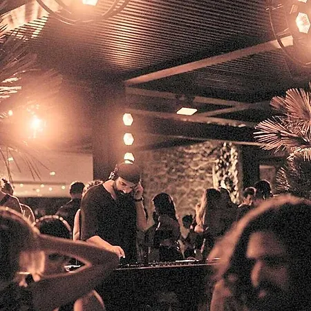 Hotel Scorpios